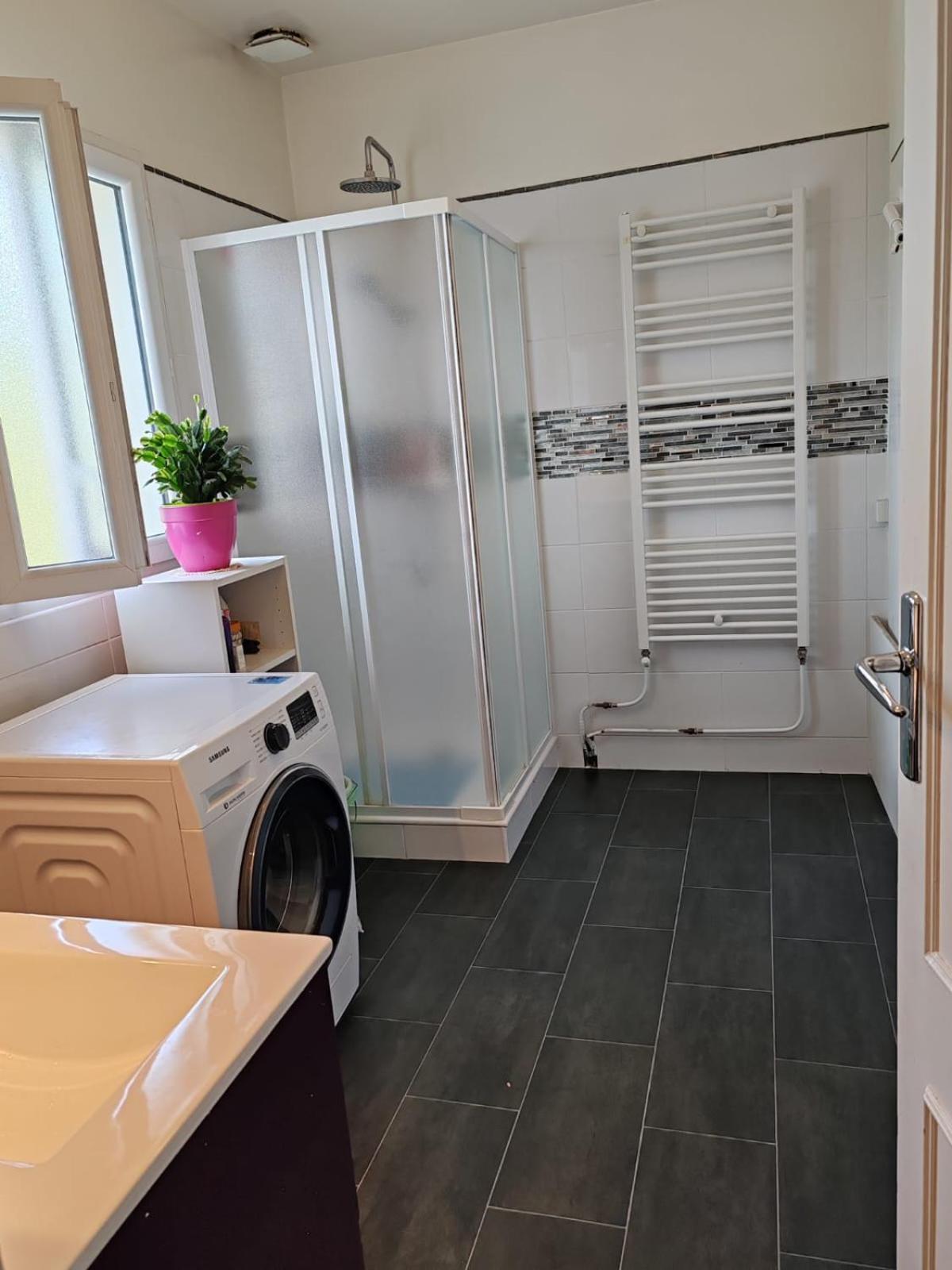 Chambre Chez Habitant 1 Carbon-Blanc Kültér fotó